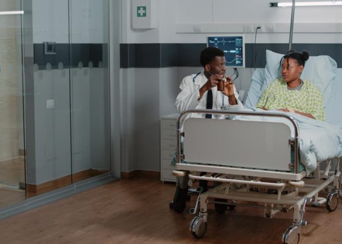Maca hospitalar com rodas: onde comprar?